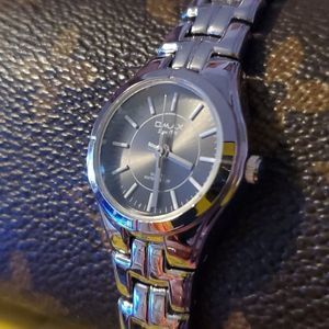 Omax Silver Gunmetal Women's Watch 24mm Like New‎